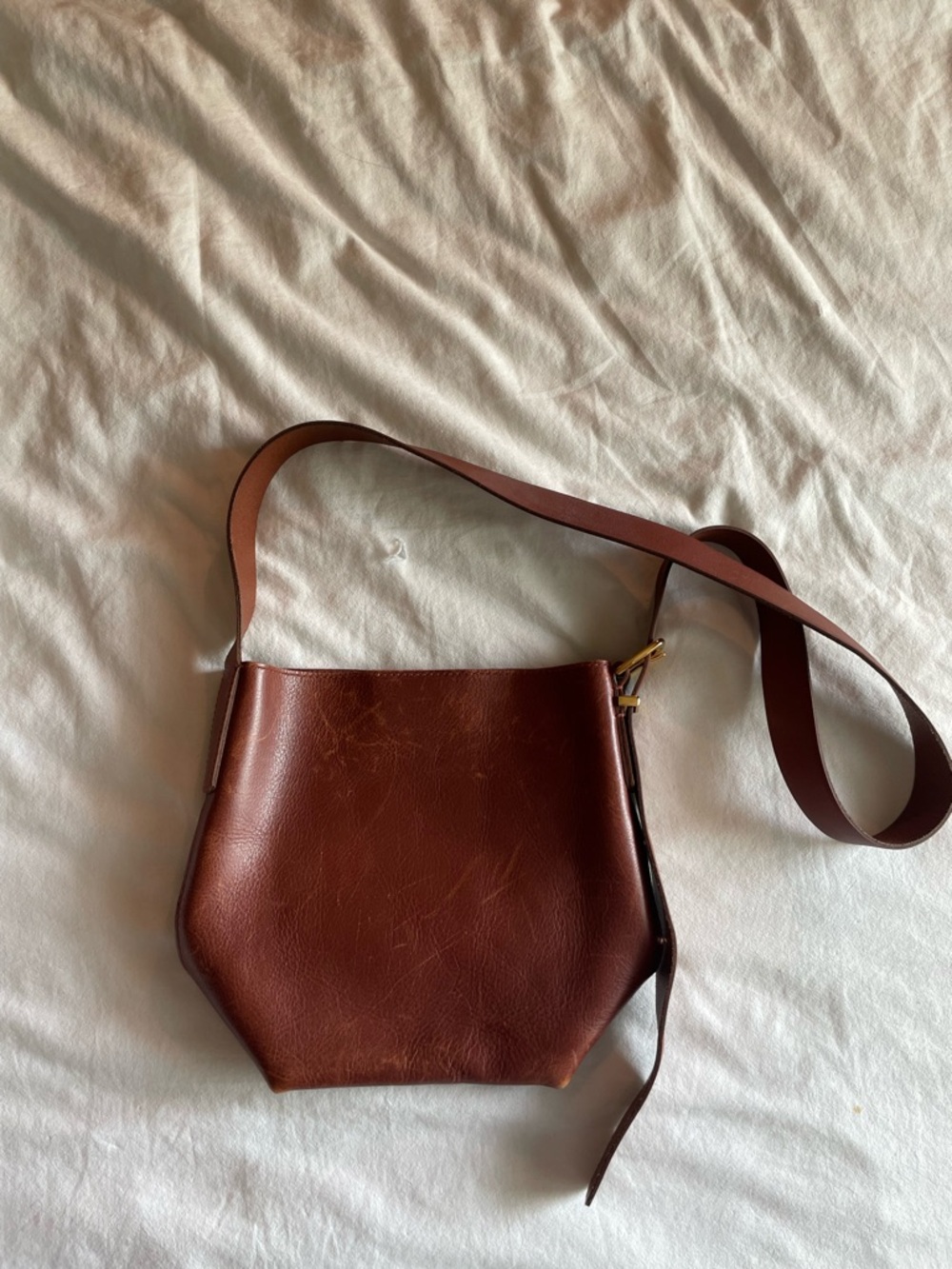 Madewell essential mini leather bucket bag